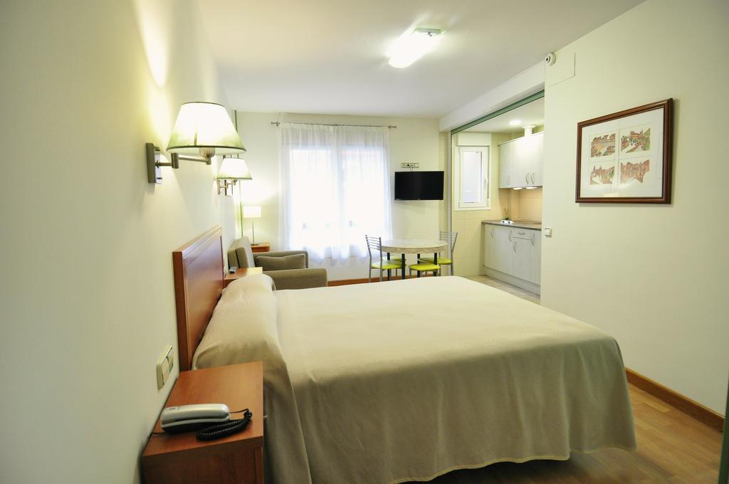 Hotel Apartamentos Aralso Segovia Dış mekan fotoğraf