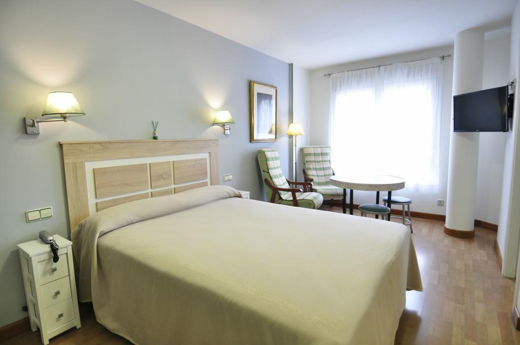 Hotel Apartamentos Aralso Segovia Dış mekan fotoğraf