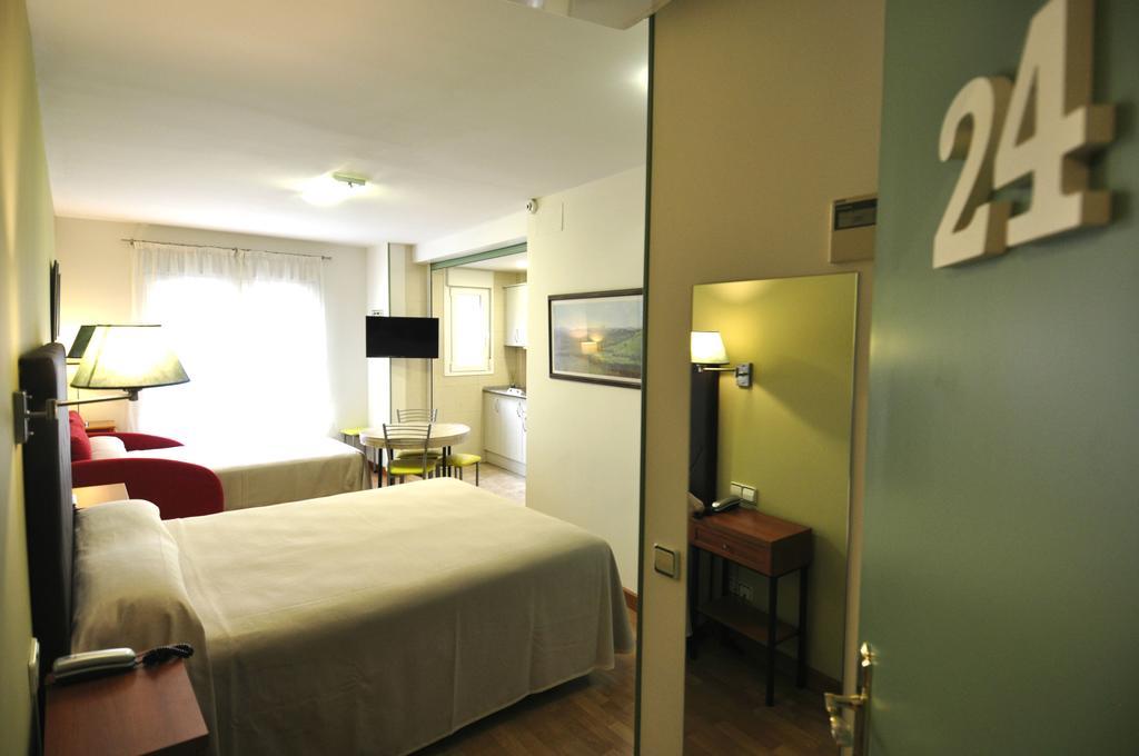 Hotel Apartamentos Aralso Segovia Dış mekan fotoğraf