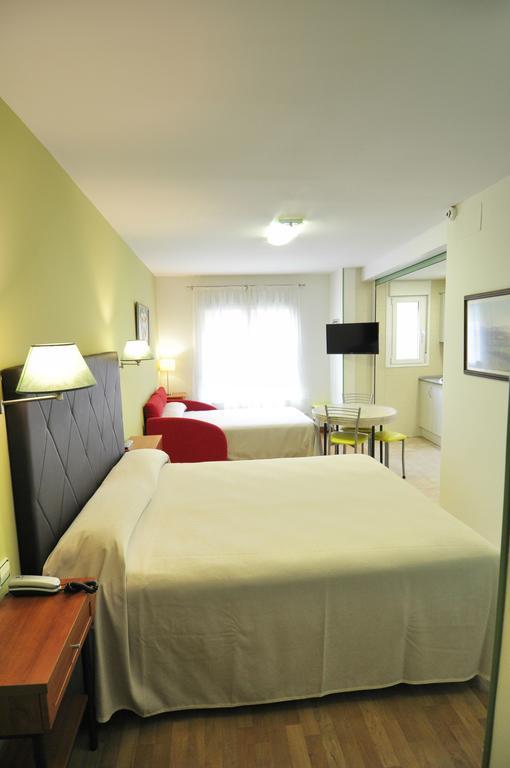 Hotel Apartamentos Aralso Segovia Dış mekan fotoğraf