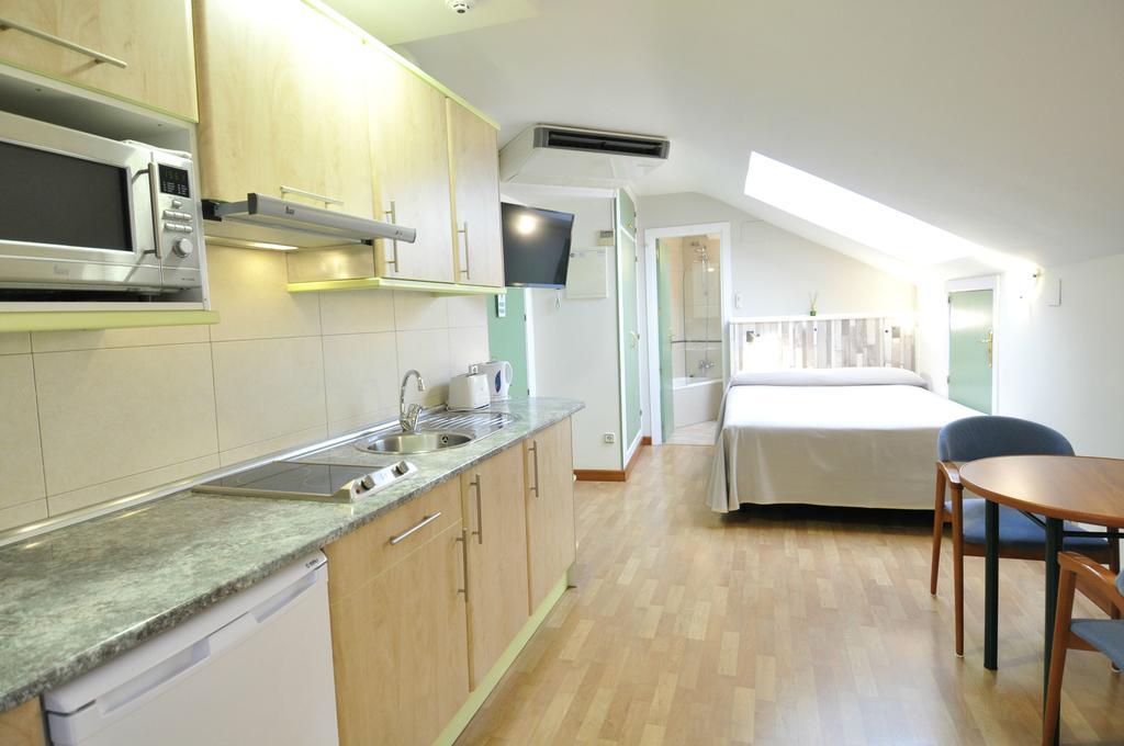 Hotel Apartamentos Aralso Segovia Dış mekan fotoğraf