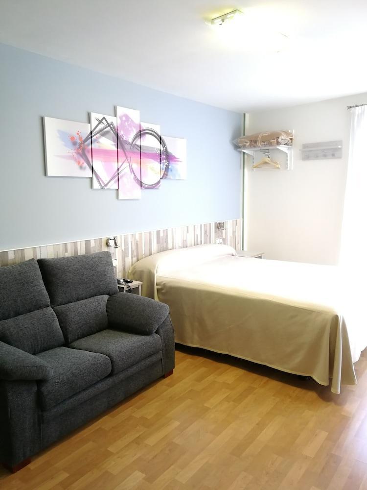Hotel Apartamentos Aralso Segovia Dış mekan fotoğraf